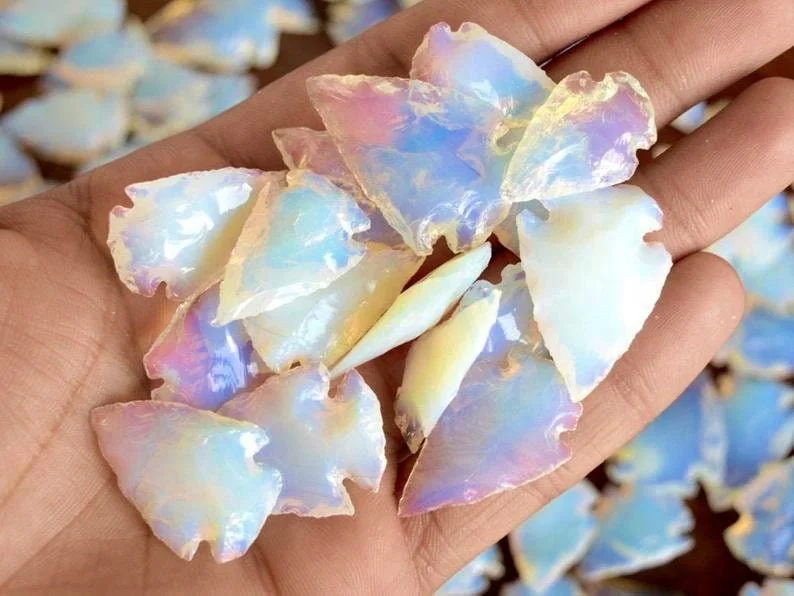 Оптовая продажа наконечники opalite высокого качества полумесяца кристаллы для продажи карманные камни