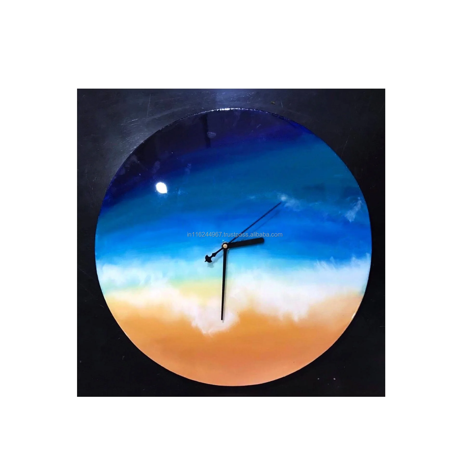 Eco Friendly Export Selling Resin Crafts Resin Clock Elegant Table Centerpiece Available at Bulk Supply from India