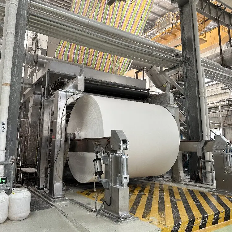 15 to 23 Gsm Wood Pulp Toilet Napkin facial Paper MotherJumbo Roll Toilet Paper Raw Materials