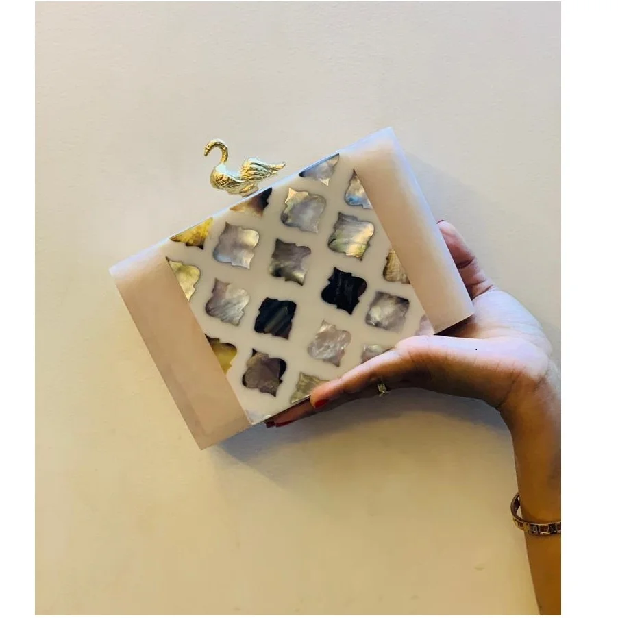 Resin Clutch Bag Antique Wallet for Women Mid Century Trending Quality Hand Clutch Bag for Evening Bag Wedding Bridal Shower