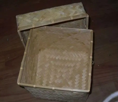Eco Friendly Wholesale Manufacture Woven Natural Palm Leaf Bamboo Gift Packaging Boxes Vietnam