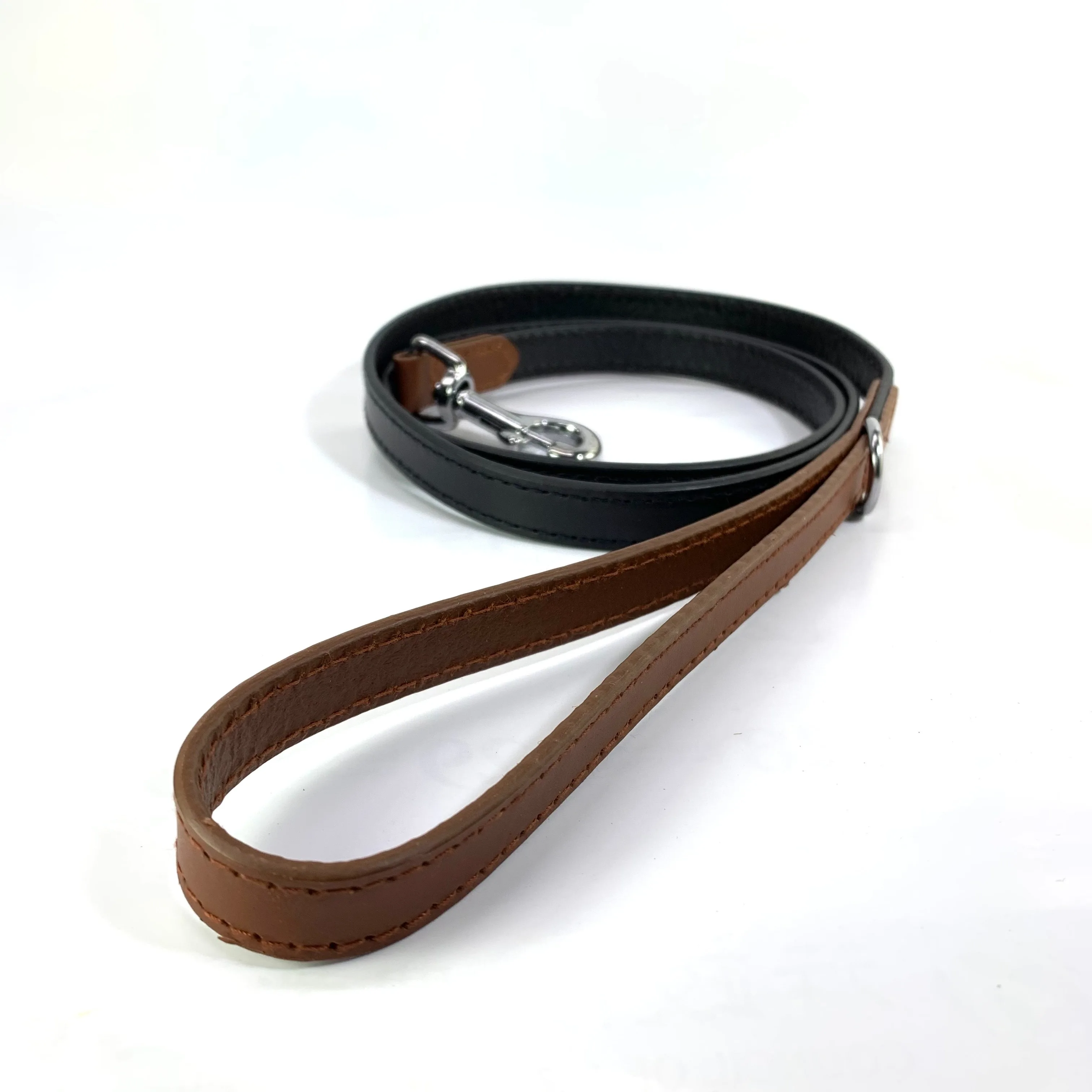 Medium size and 360 hook for leather dog collar and leash