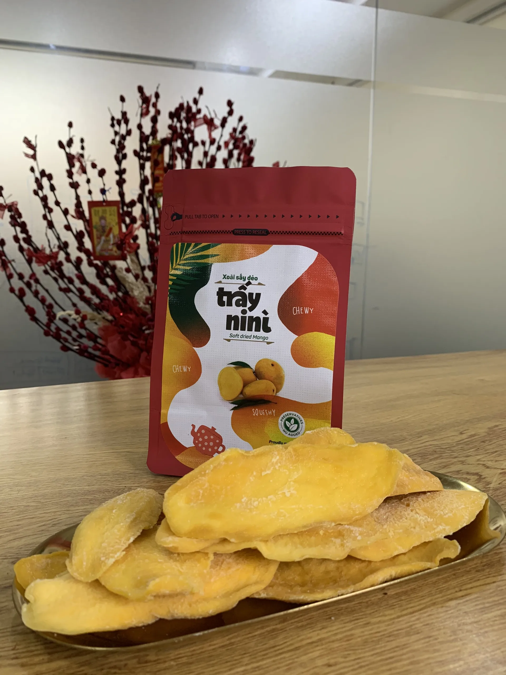 Taste Sweet mango dried from Vietnam Sliced Shape Cultivation type Packaging Vacuum Pack Hot 2022