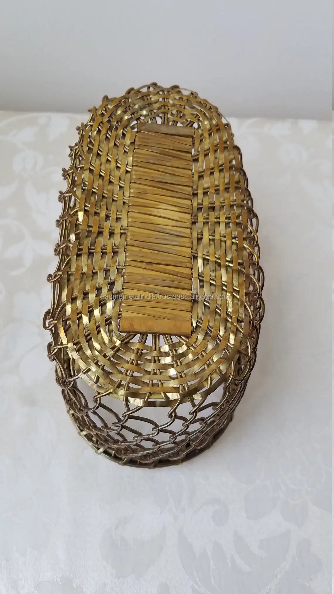 Customized Shape Fruit Basket Mesh Wire Vintage Design Vegetable Basket Best Quality Kitchenware Baskets For Sale