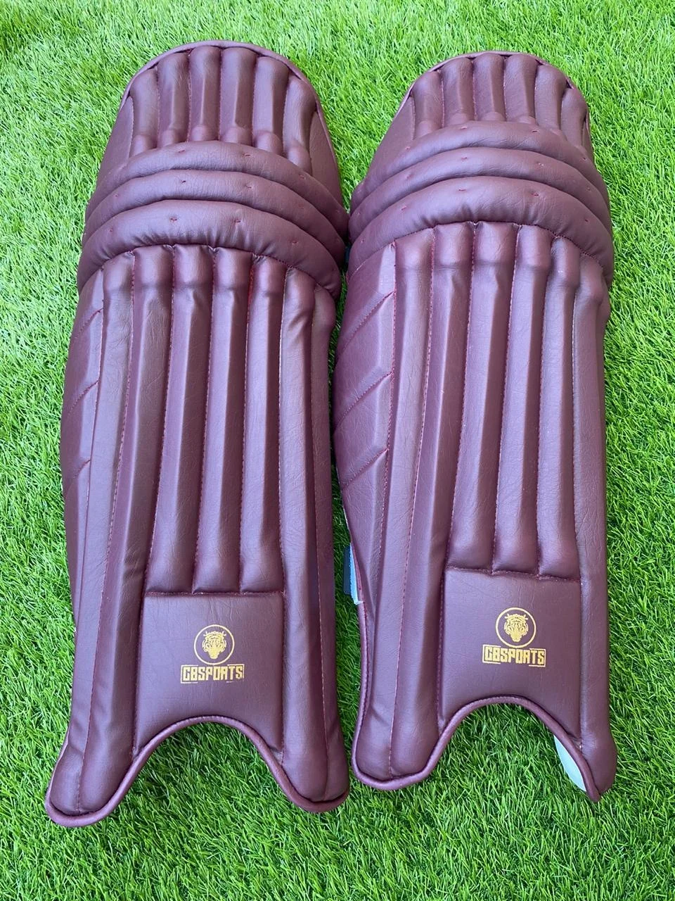 Накладки на ножки для крикета | Полная защита тростника Размер мужчин женщин и молодежи