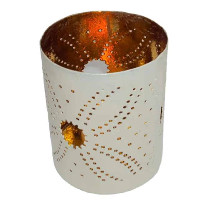  Цилиндрический фонарь с дизайном придающим великолепную текстуру цветка