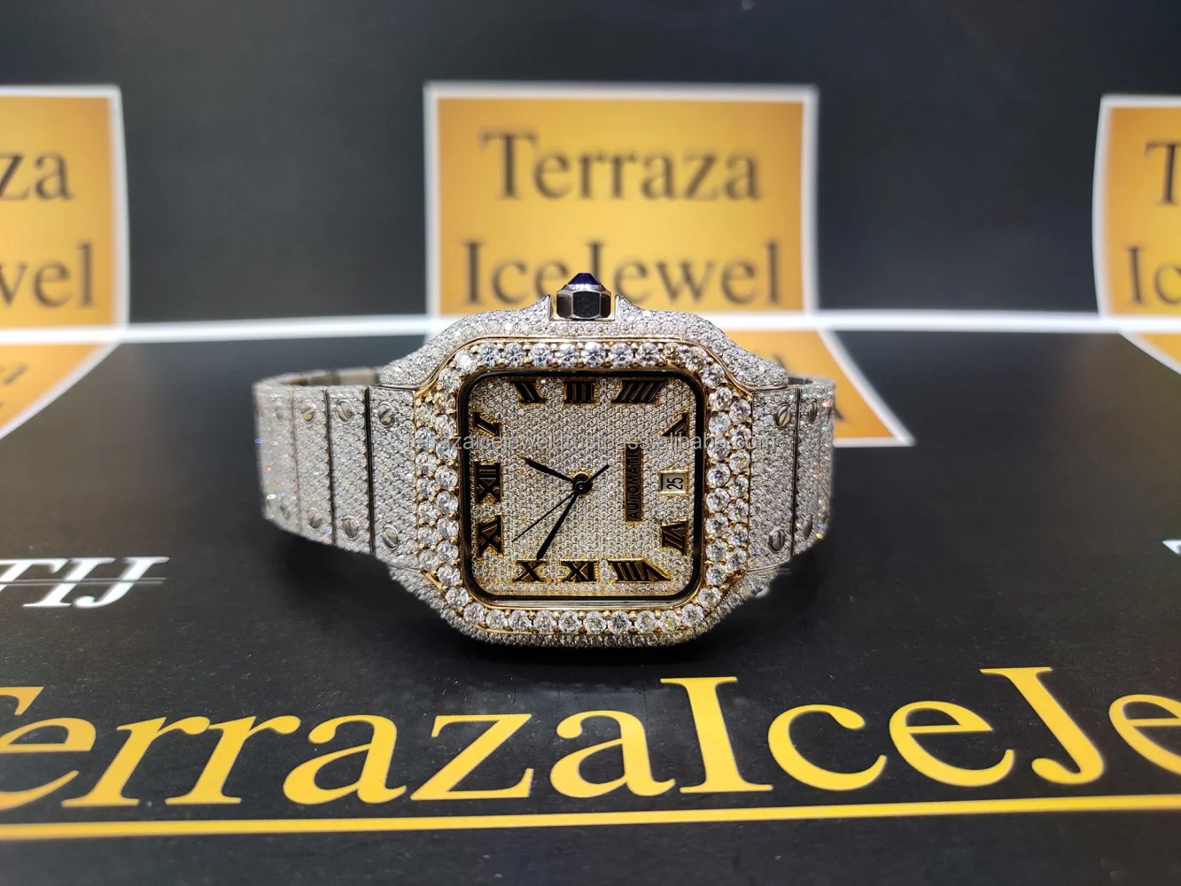High Quality Handmade Automatic Setting Iced Out Luxury Fine Jewelry Moissanite Diamond Watch Available at Affordable Price
