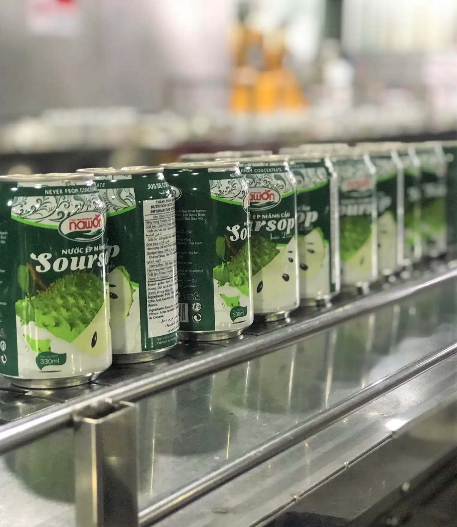 330ml NAWON Canned High Quality Tropical Fruit Juice Drinks Wholesale Suppliers Multi Juice from Vietnam Beverage Manufacturer