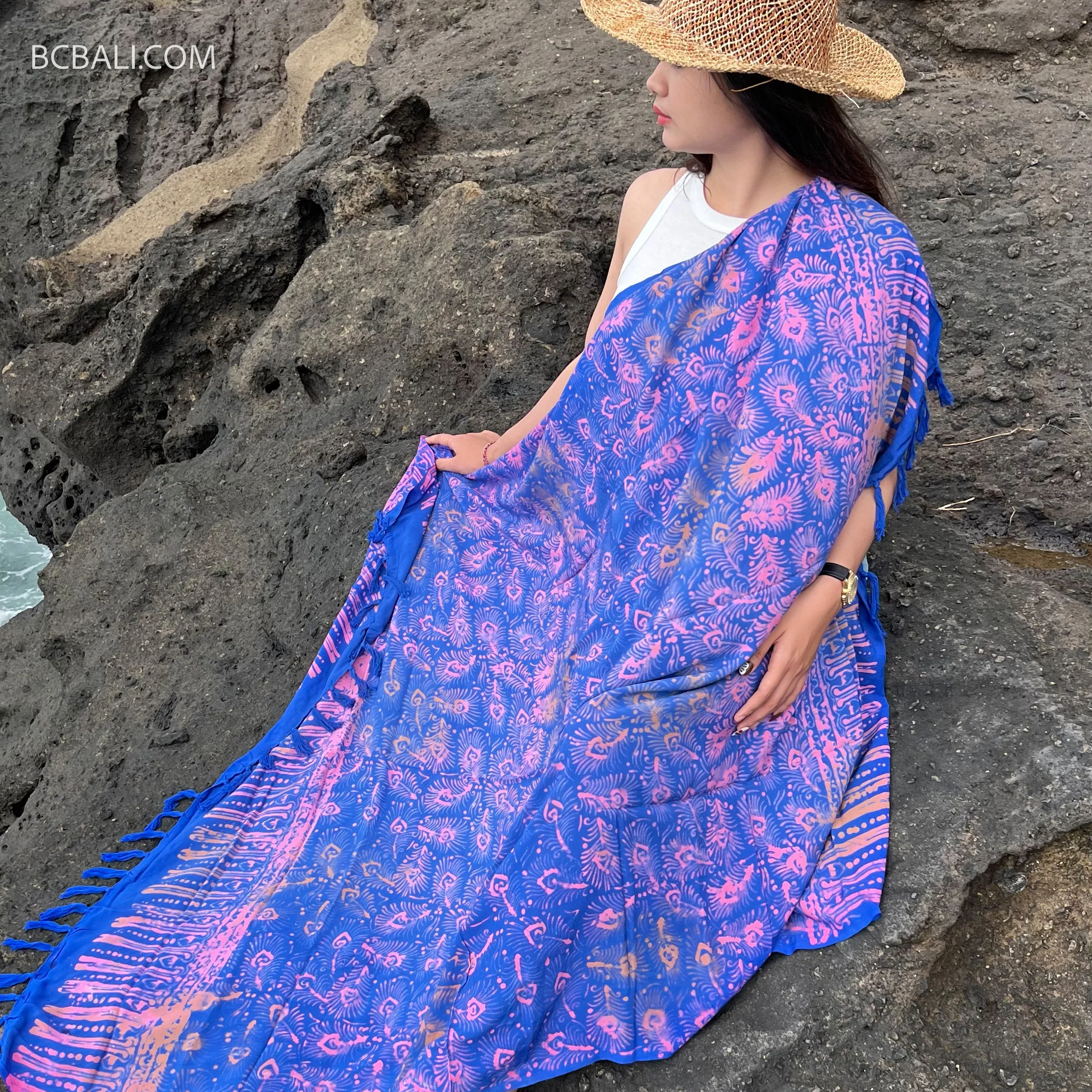 New Printed Sarongs With Beautifully Colors Made in Bali By Balinese Artisans Hight Quality Rayon