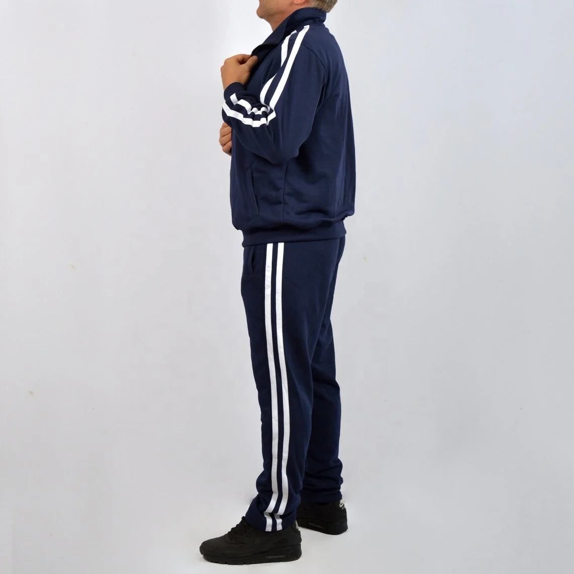 Новейший дизайн оптовая продажа куртка на молнии с круглым вырезом выполненная из хлопка одежда для бега тренировок в тренажерном зале теплые тренировочные костюмы