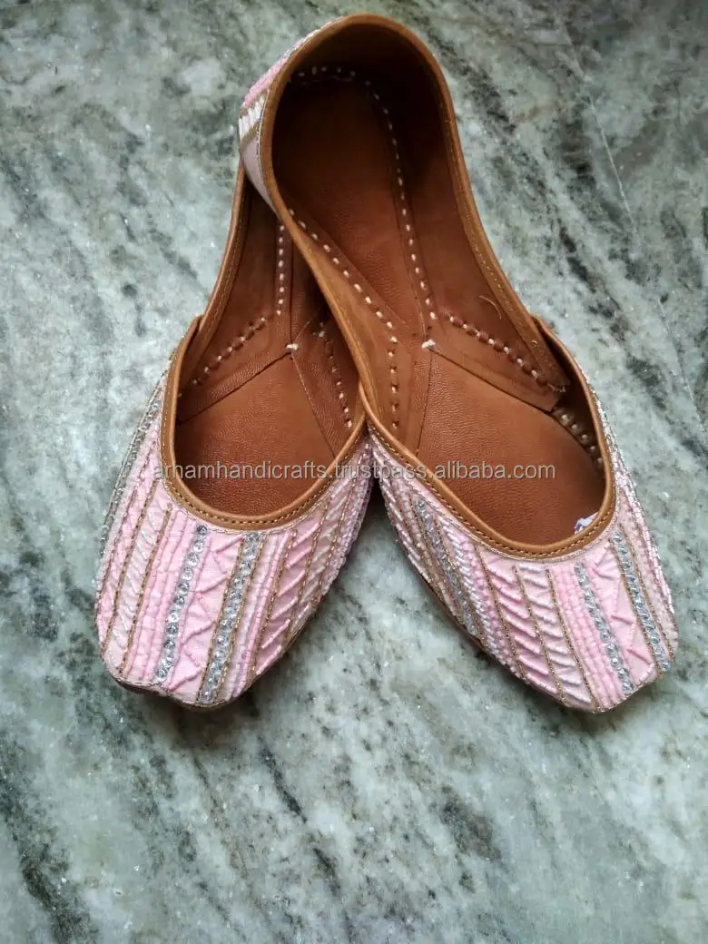 Designer Trendy Stylish Embroidery Juttis Luxury Indian Shoe with Breathable Upper Flat round Anti-Slip Insole Strap Closure