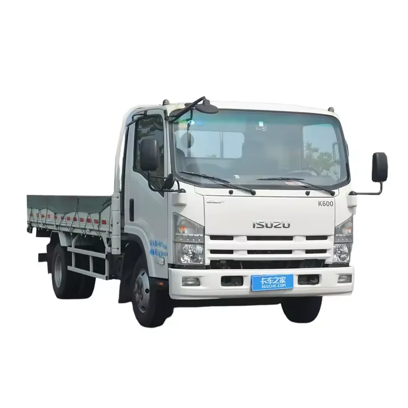 Japan brand mini cargo truck small loading Isuzu lorry truck  good selling city to city distance lorry truck 4X2