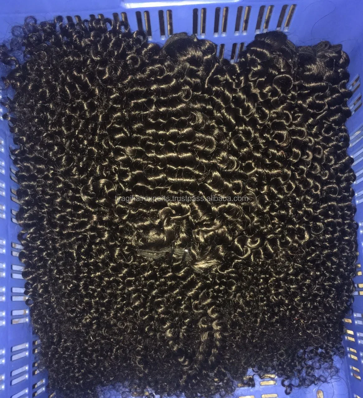 INDIAN REMY KINKY CURLY HAIR EXTENSIONS WITH ALIGNED CUTICLES SINGLE DONOR NO TANGLING NO SHEDDING RAW UNPROCESSED TEMPLE HAIR