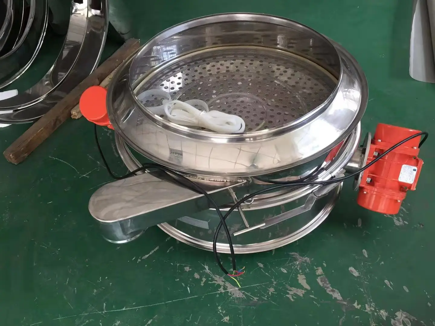 Fast 400mm Sieve Machine Sugar Sucrose Glucose Vibrating Sieve For Sand
