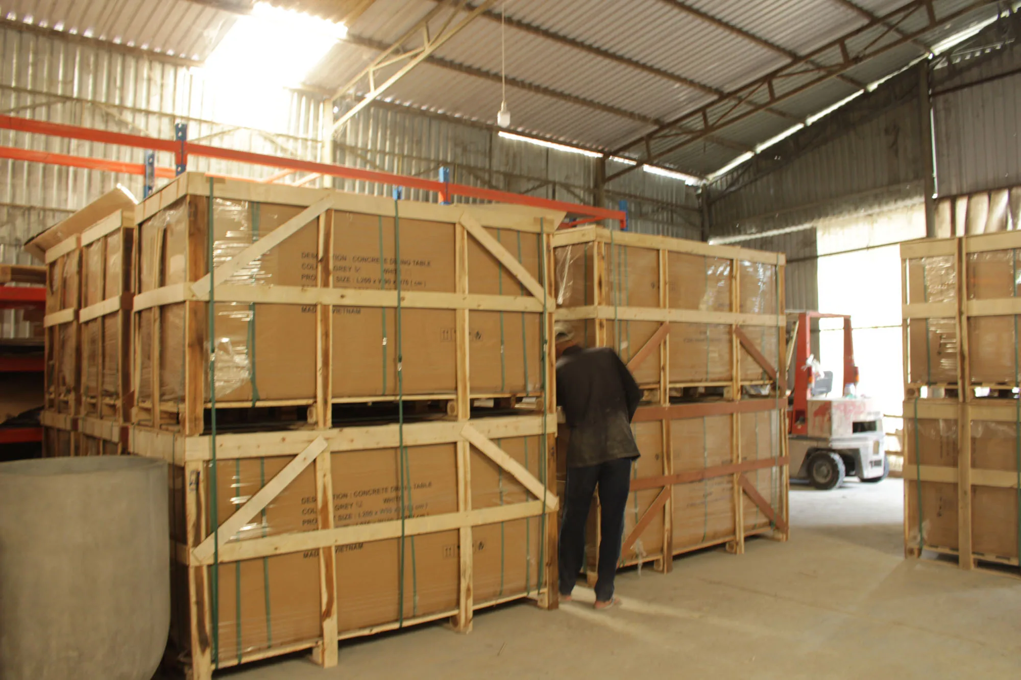 Wholesale Modern Fiber Concrete Garden Cafe Hotel Restaurant Furniture Set Coffee Table Dining Rectangular Concrete Table Top