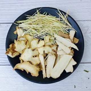 Natural dried lemongrass can make tea or cooking seasoning