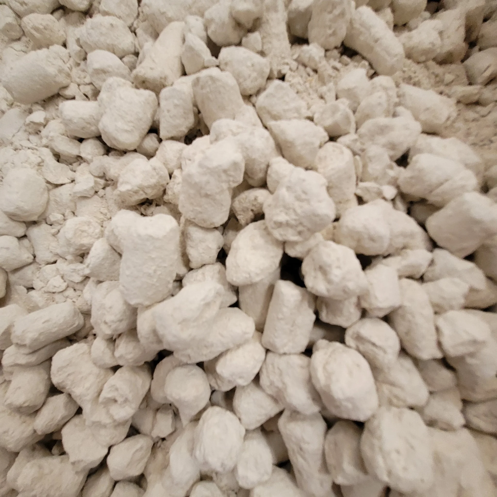 Vietnam cosmetic grade calcined kaolin clay powder price Hot sell kaolin clay for ceramic Pure White