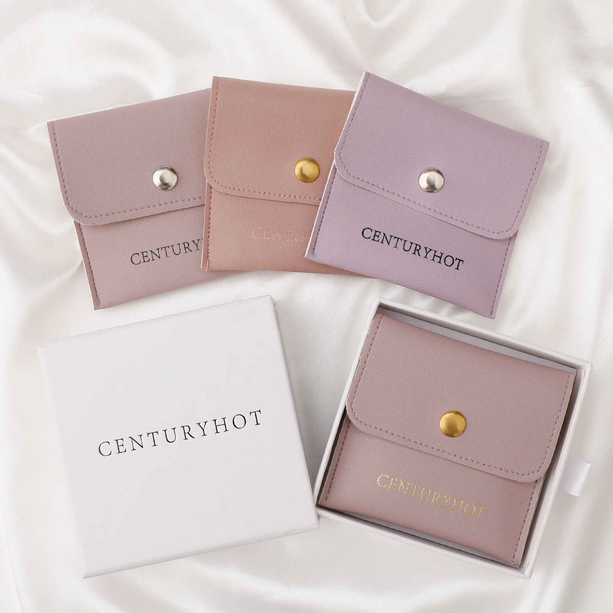 Custom Dark Pink  8*8cm PU Leather Jewelry Pouch  Bag Ring Bracelet Necklace  Bracelet Pouch Bag PU Jewelry Pouch  Bag With Logo