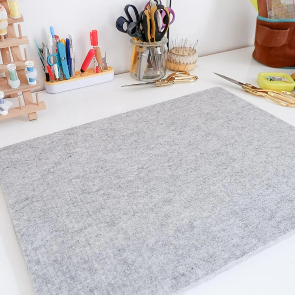 Upin 17x24in Wool Ironing Mat for Quilters Pressing Table Crafting Quilt Ironing Pad