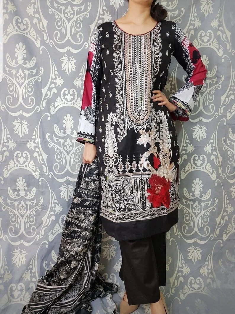 Indian Pakistani Embroidered Shalwar Kameez Lawn Suit Hot Selling Dress 2021