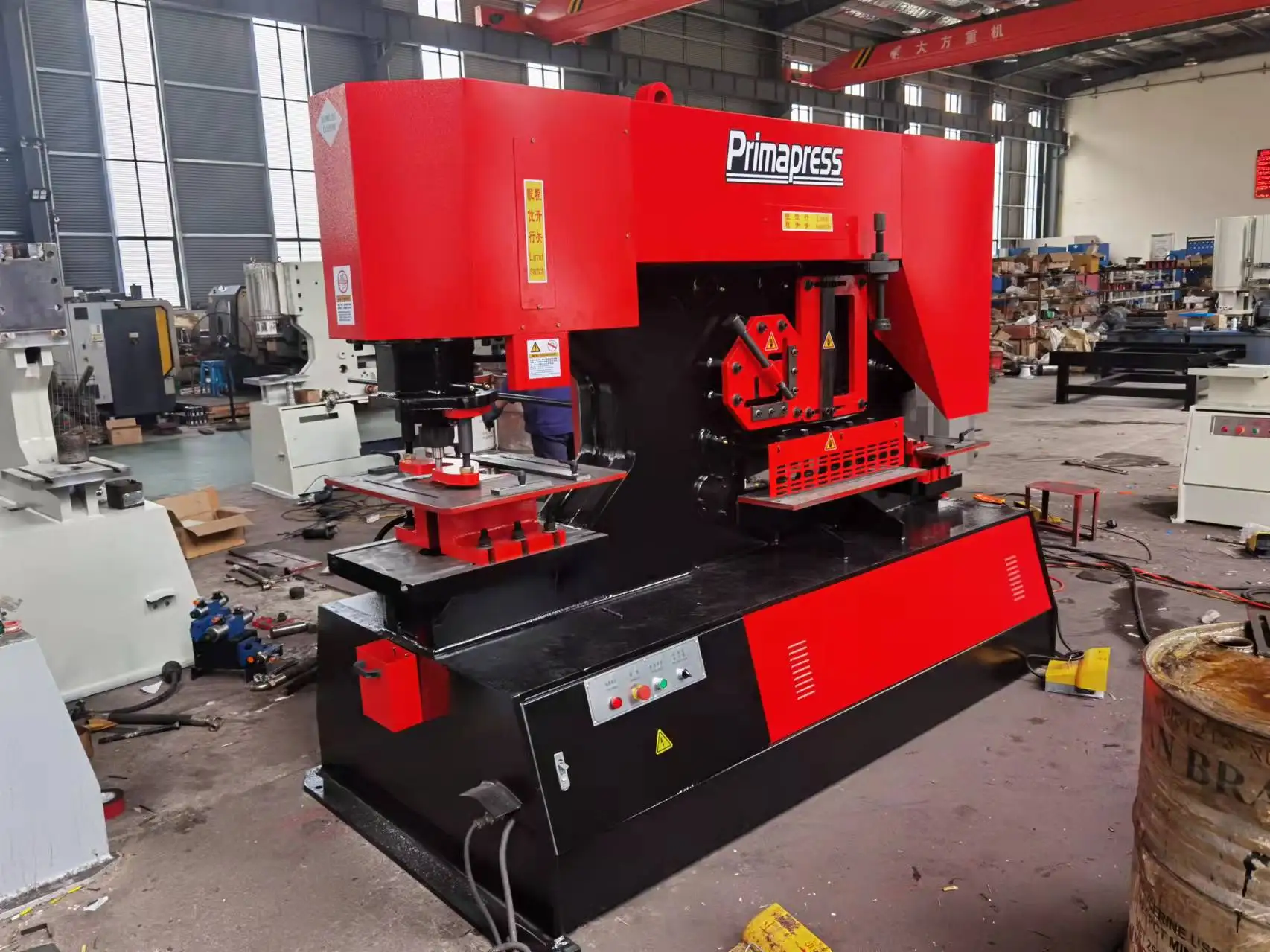 Q35Y-16 -20-25-30 Hydraulic ironworker New style hydraulic combined iron worker punching machine