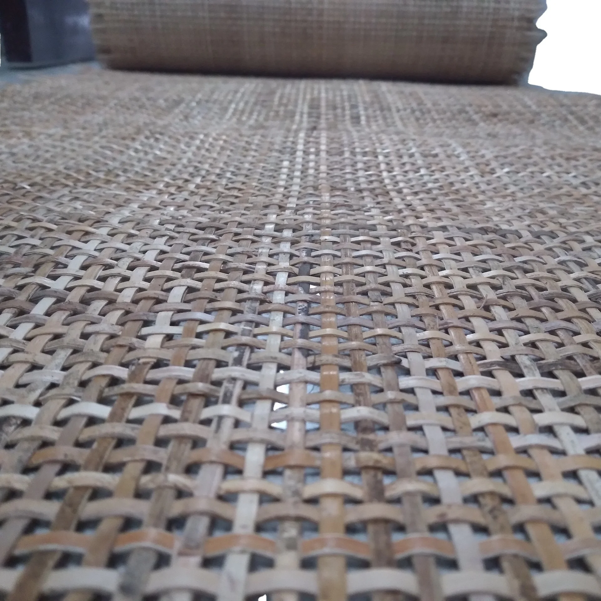 Red and Green Plaid Taffeta Fabric Rattan Webbing Roll Ceiling Background Wall Decor Furniture Material From Viet Nam