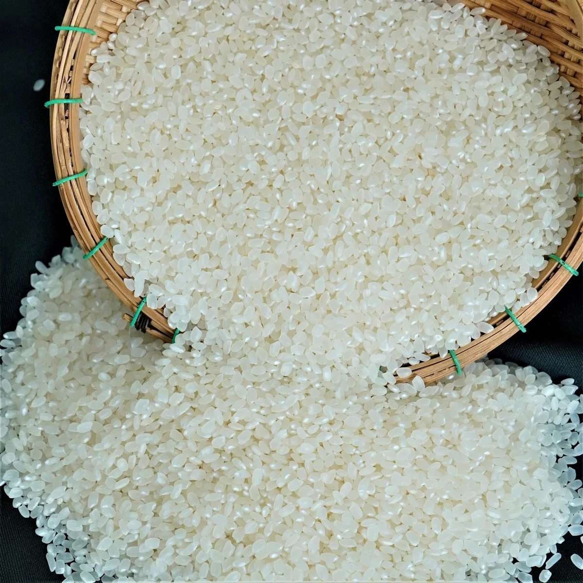 High Quality Soft Texture White Rice Short Grain Japonica Rice DS1 from Vietnam Best Supplier Contact us for Best Price