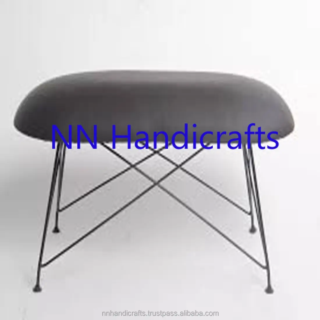 Direct Wholesaler Aluminium Metal Silver Color Matte Finished Square With White Fabric Top Seat Bench Kitchen Fixed Restaurant