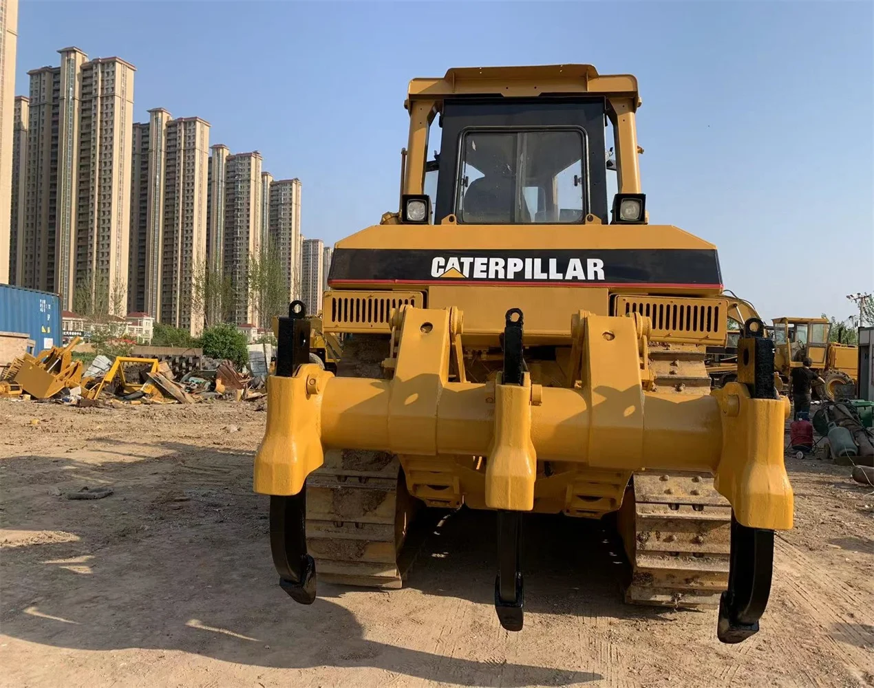 High Quality Secondhand Japan Origin Cat Bulldozer Used D7H D7G D7R D8R D8H D8K D8N Bulldozers with three ripper