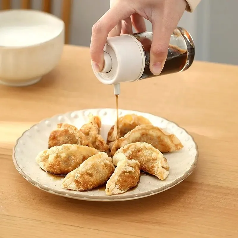 Custom Logo Kitchen Cooking Tools Press Type Oil Pot Soy Sauce Bottle Glass Seasoning Bottle