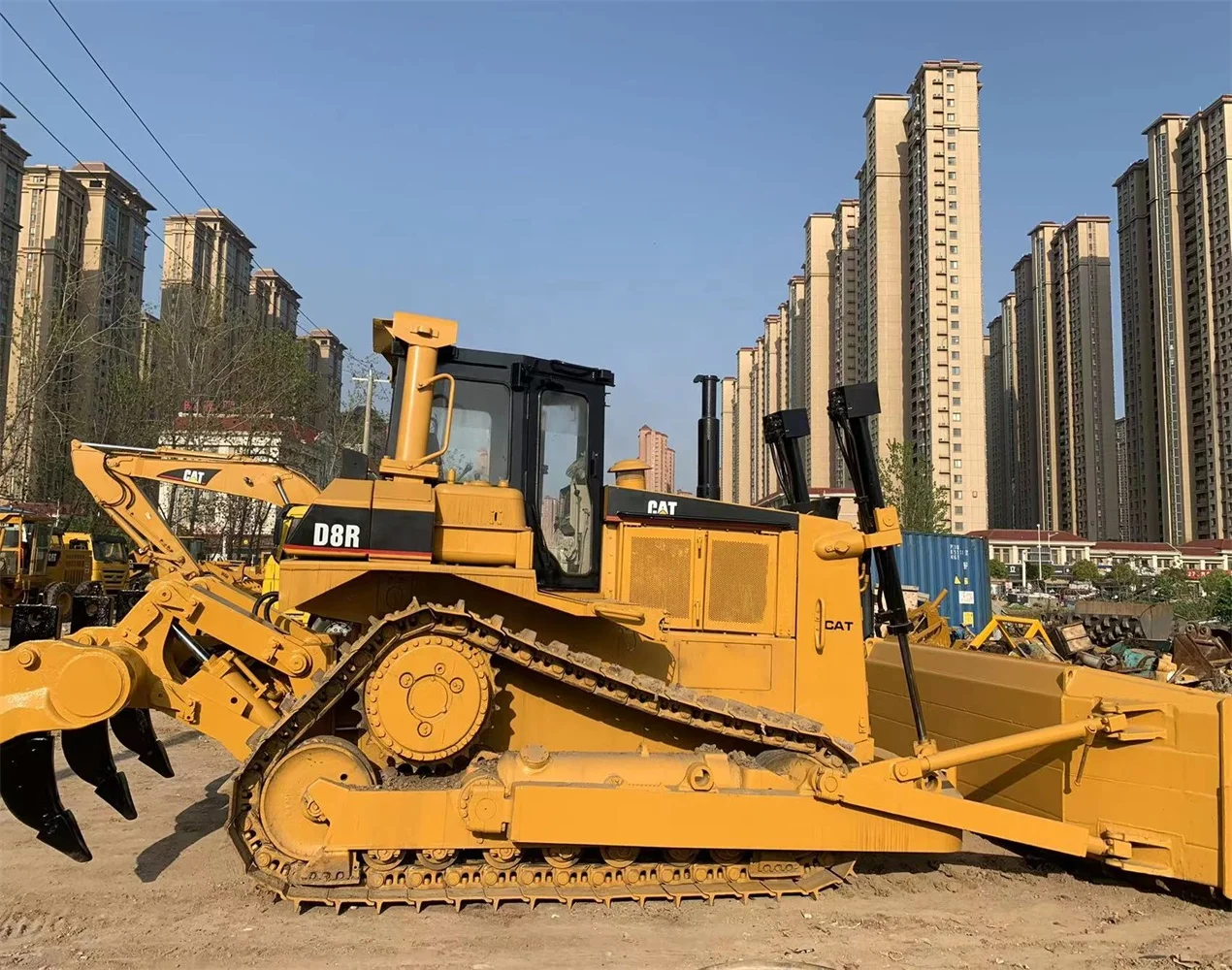 High Quality Secondhand Japan Origin Cat Bulldozer Used D7H D7G D7R D8R D8H D8K D8N Bulldozers with three ripper