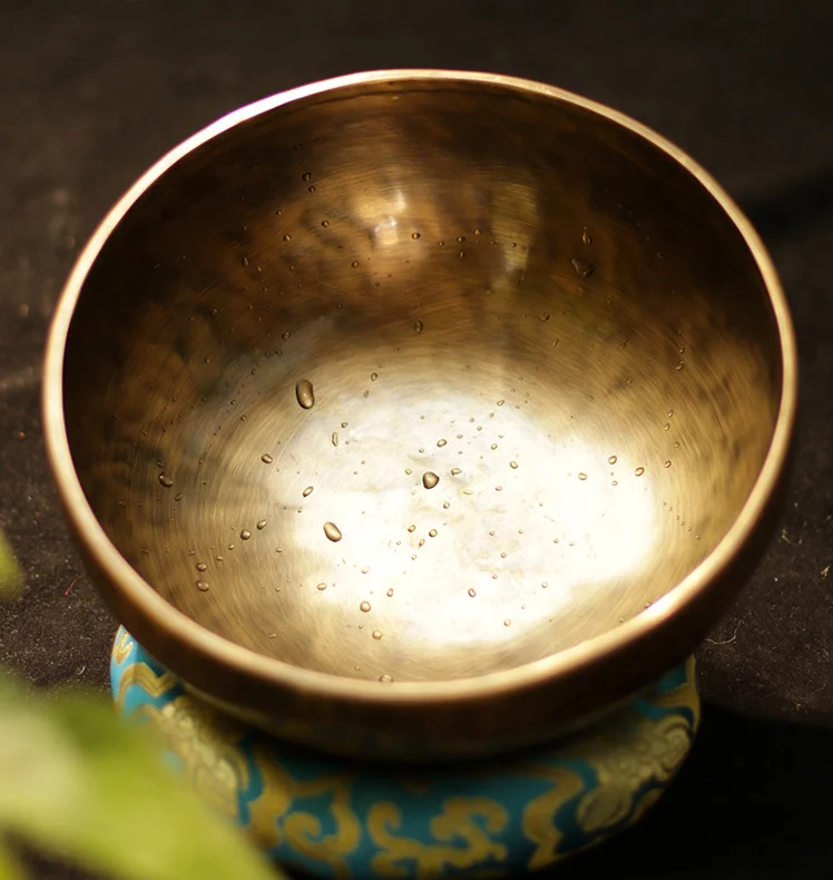 Antique Black Himalayan Brass Singing Bowl Set Peaceful Meditation Brass Singing Bowl Prayer Instrument For Meditation And Yoga