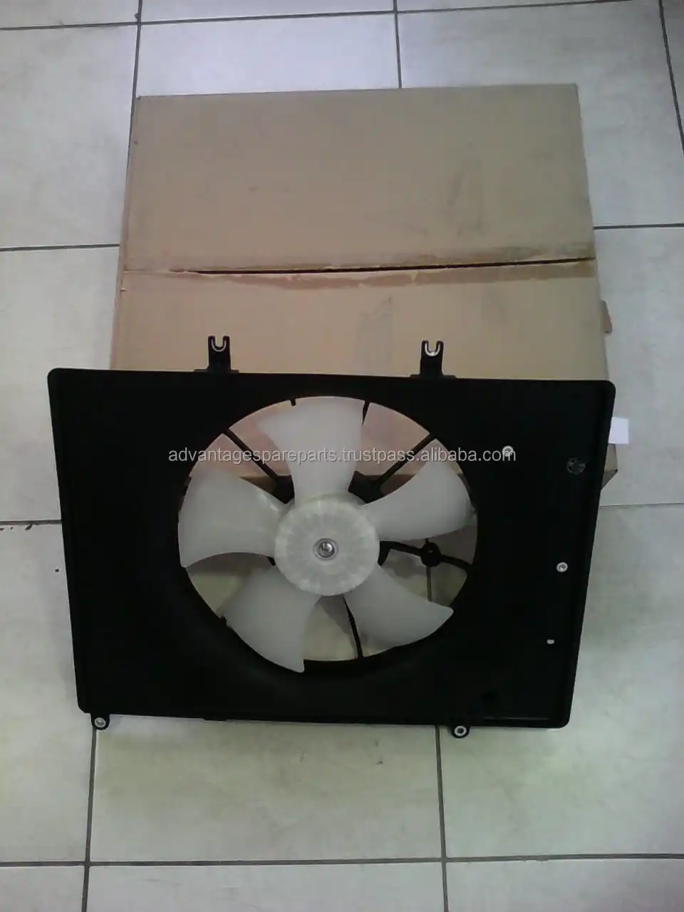 FAN ASSY W/MOTOR FAN WITH MOTOR 16360-B1101 for TOYOTA RUSH
