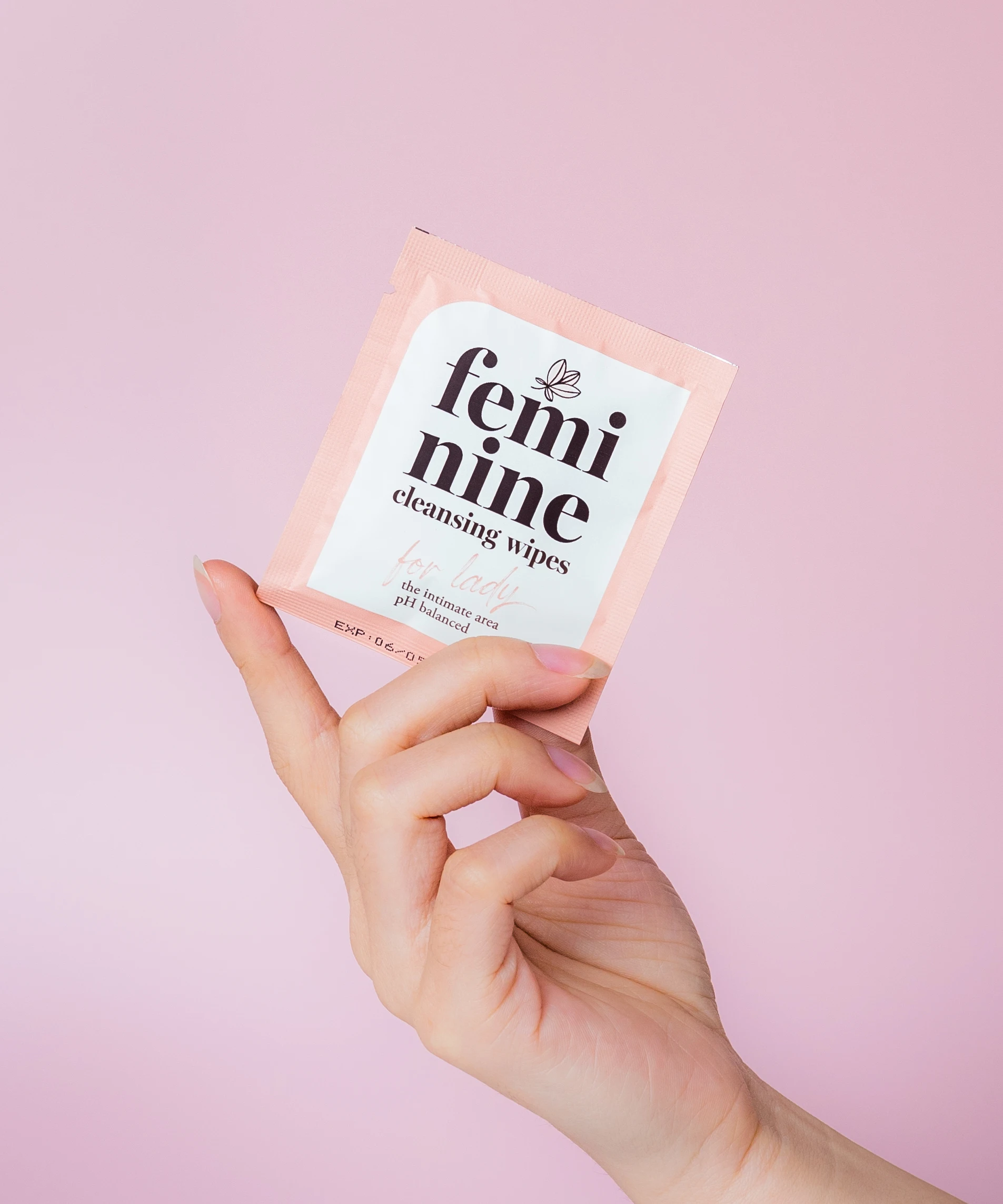 Feminine Wet Wipes PH-Balanced Disposable Single Package For Feminine Intimate Hygiene Product