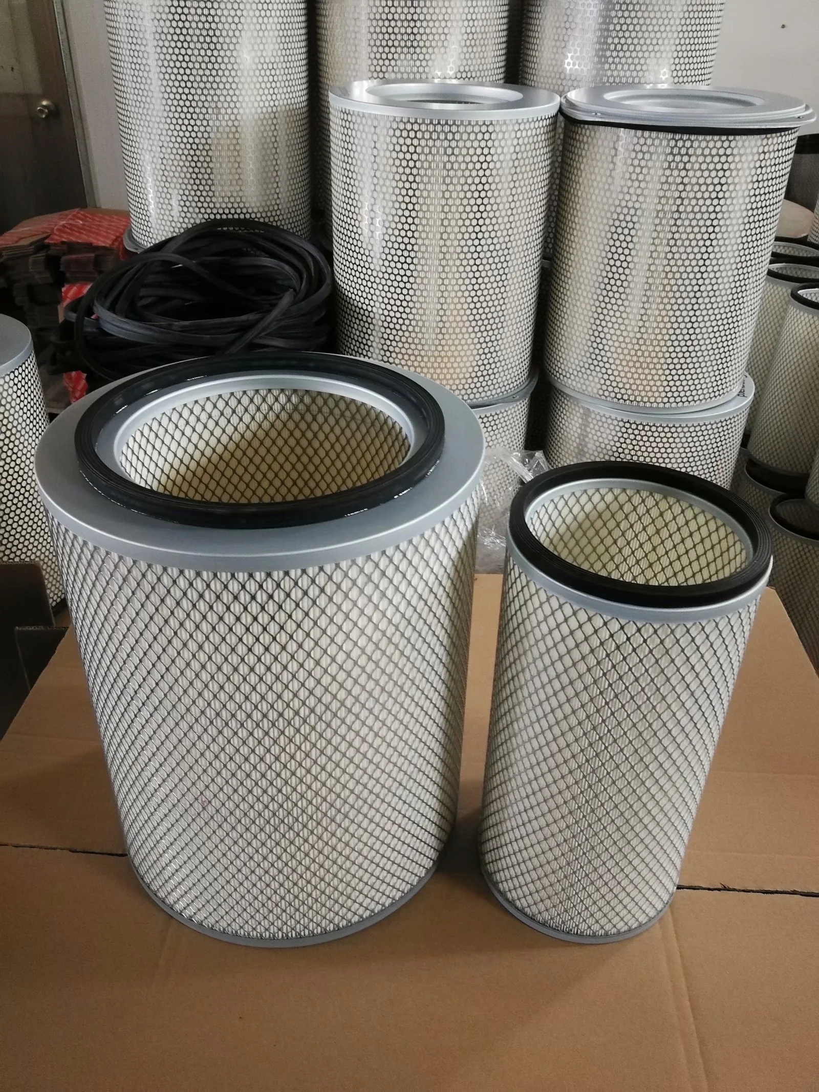 Best Price Air Filter for Hino Trucks using E13C Engine 17801-3470/17801-3480