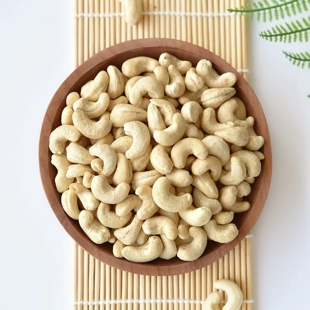 Best Quality Cashew Nut Grade W320 Indonesia Origin Raw Vacuum Pack