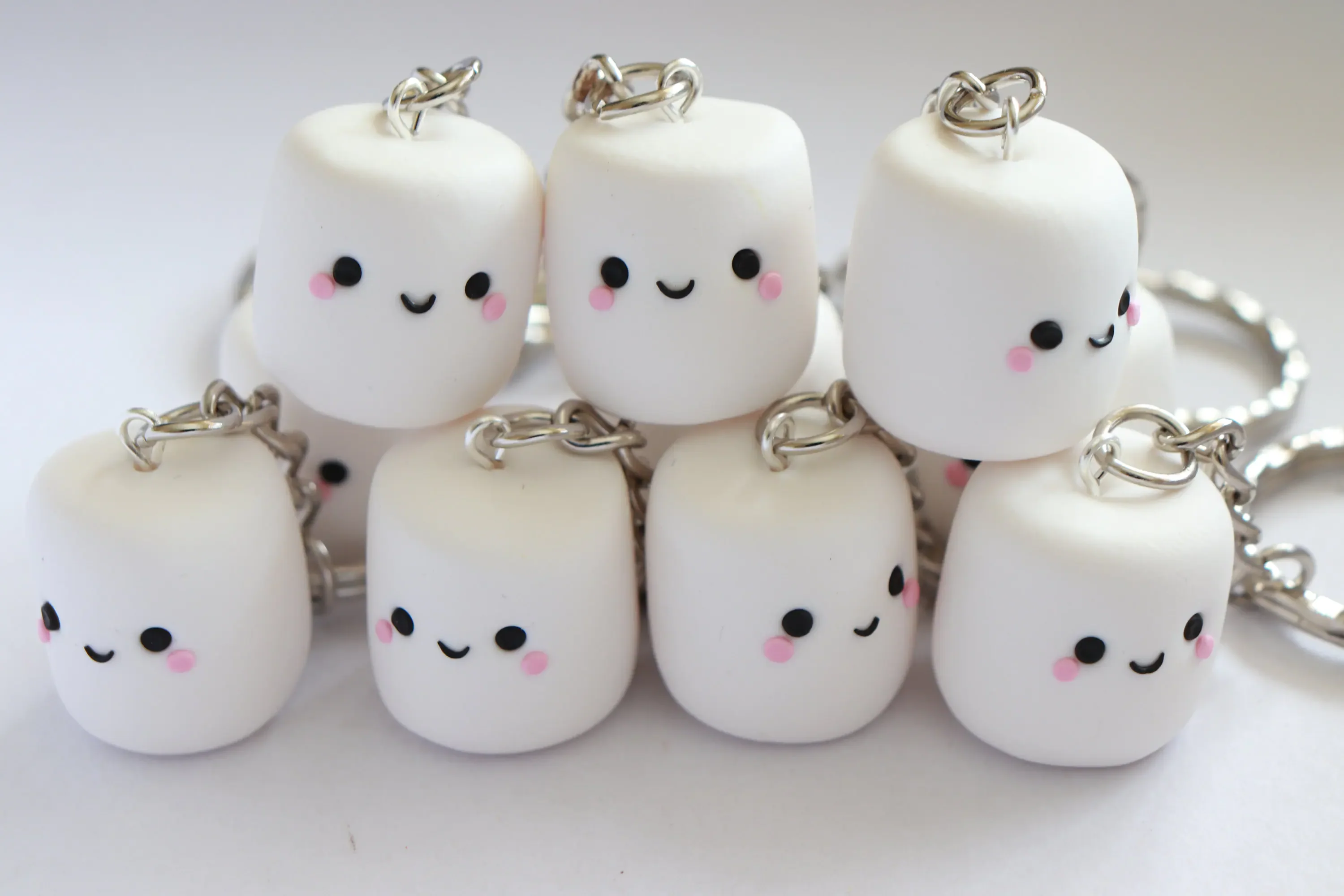 Factory Direct High Quality Kawaii Keychains ONE Kawaii Marshmallow Polymer Clay Keychain With Custom Logo