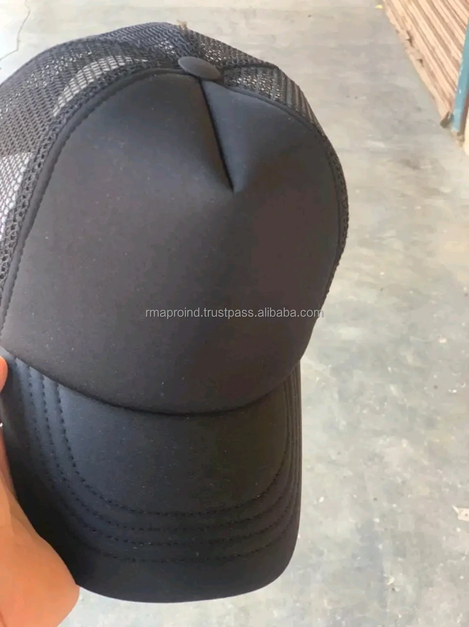 High Quality Wholesale Classic Custom Design Your Own 3D Embroidery Logo custom Panel G Mesh Trucker Caps Hats Mens