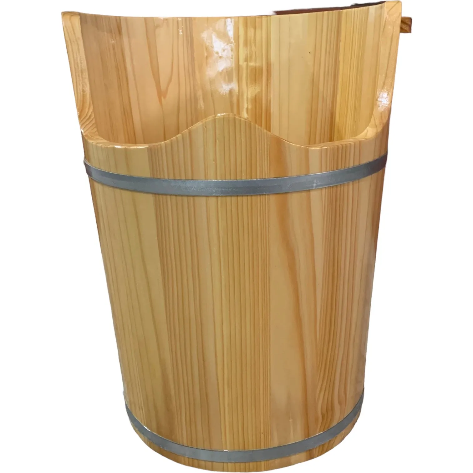 Hot Sales Wooden Spa Tub Natrual Wooden Barrel Bath Tub Pine Wood Bathtub Made In Vietnam Manufactory OEM/ODM