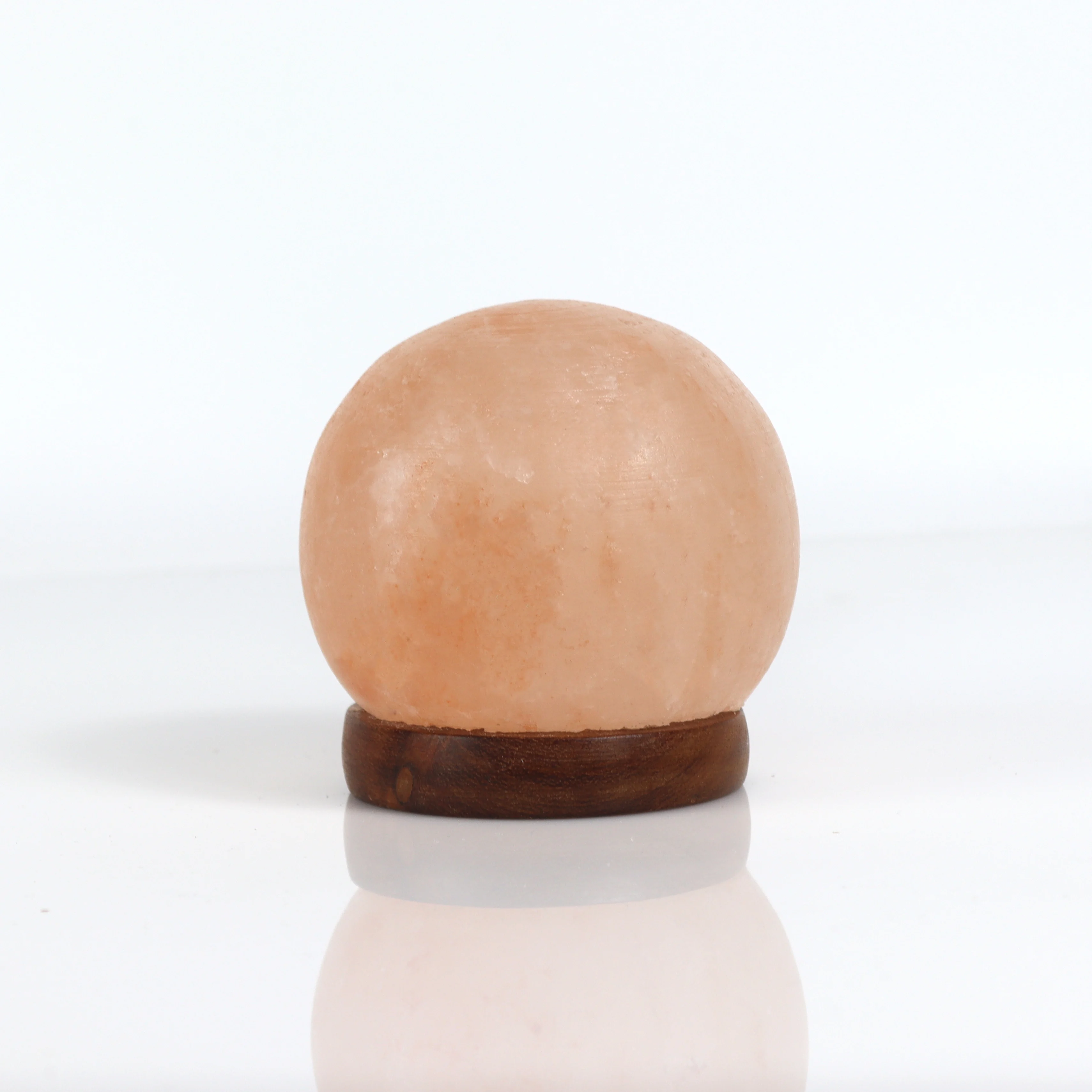 Wholesale Night Light Moon Shape Pink Crystal Rock USB Himalayan salt Lamps with 7 Colors Changing