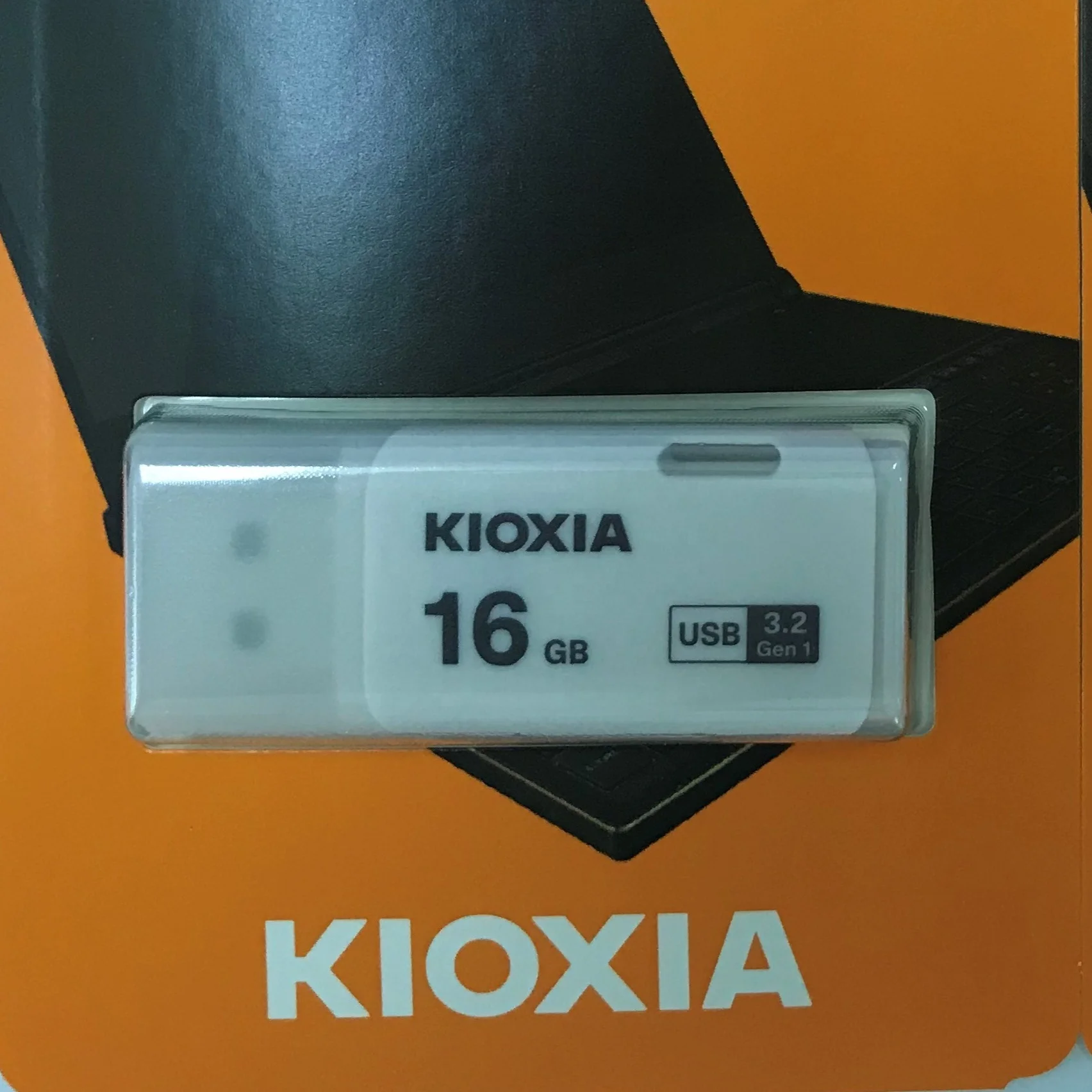 Kioxia U301 USB 3.2 Flash Drive