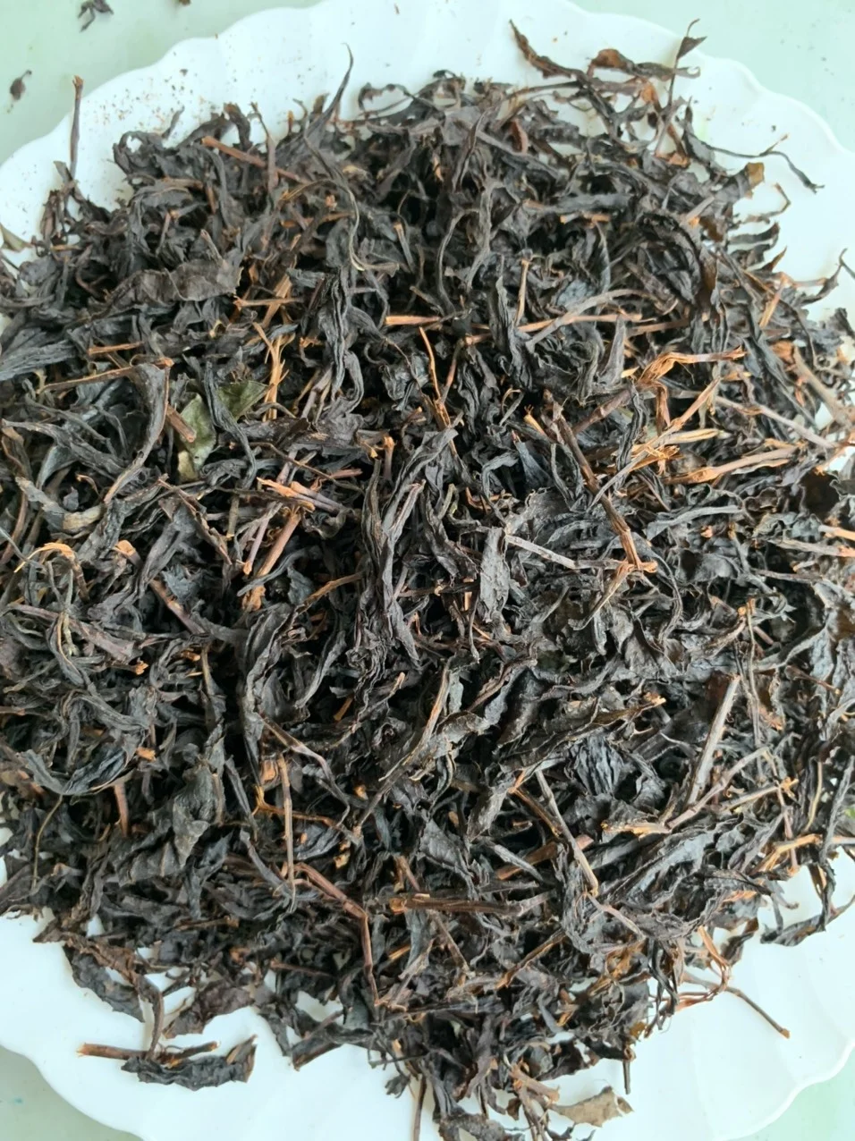 Vietnam Fresh Tea Leaves Black tea Orthodox Pao Chung Tea High quality