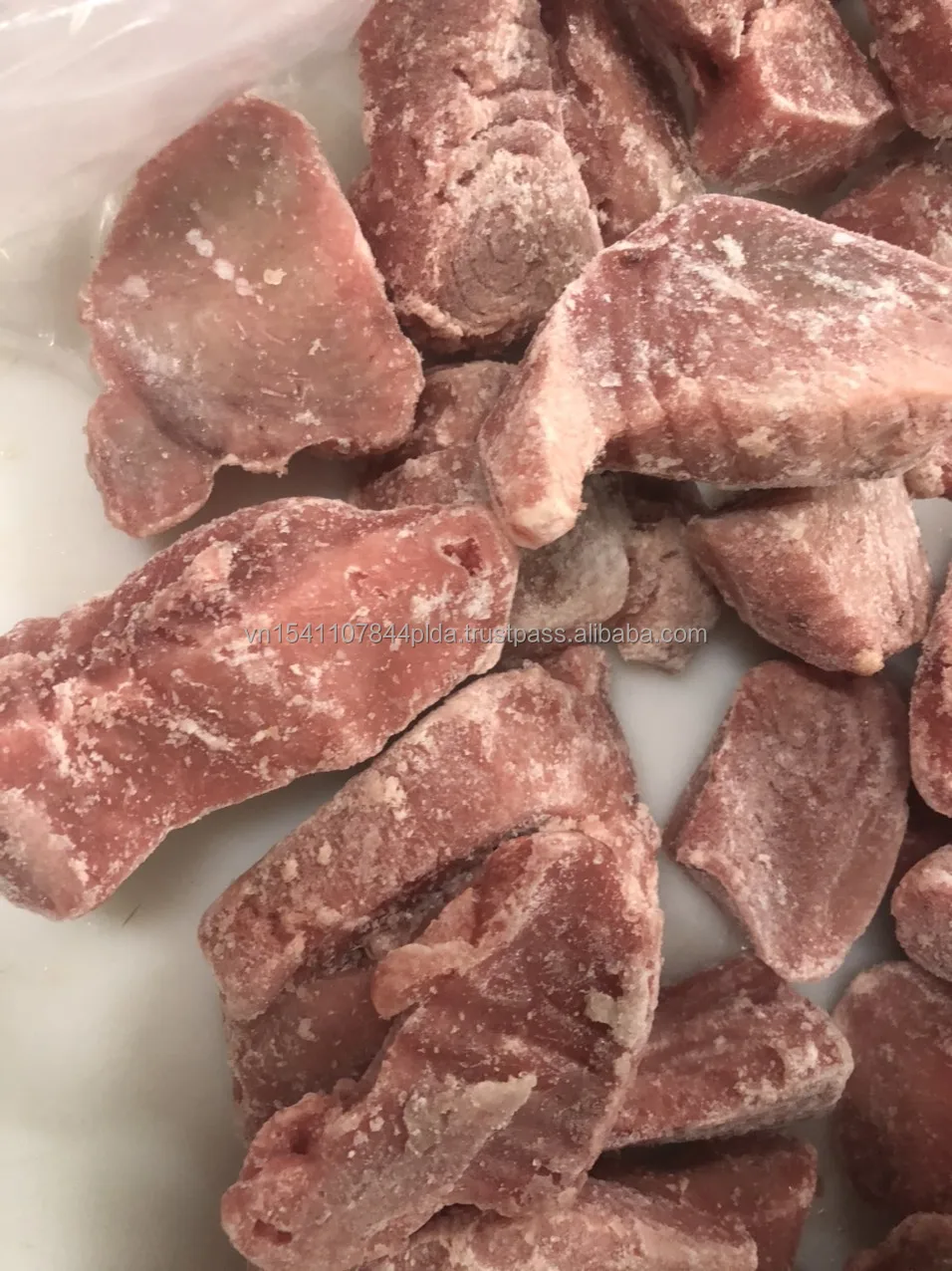 Frozen yellow fin Tuna  steak no CO ( natutal) ( Hand cutting)