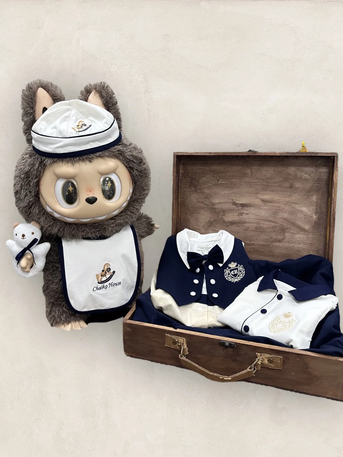 Newborn Baby Gift Set for Girls 7-Piece 100% Cotton Toddler Clothing Includes Dress Jumpsuit Hat Bib Sock Toy Horse Embroidery