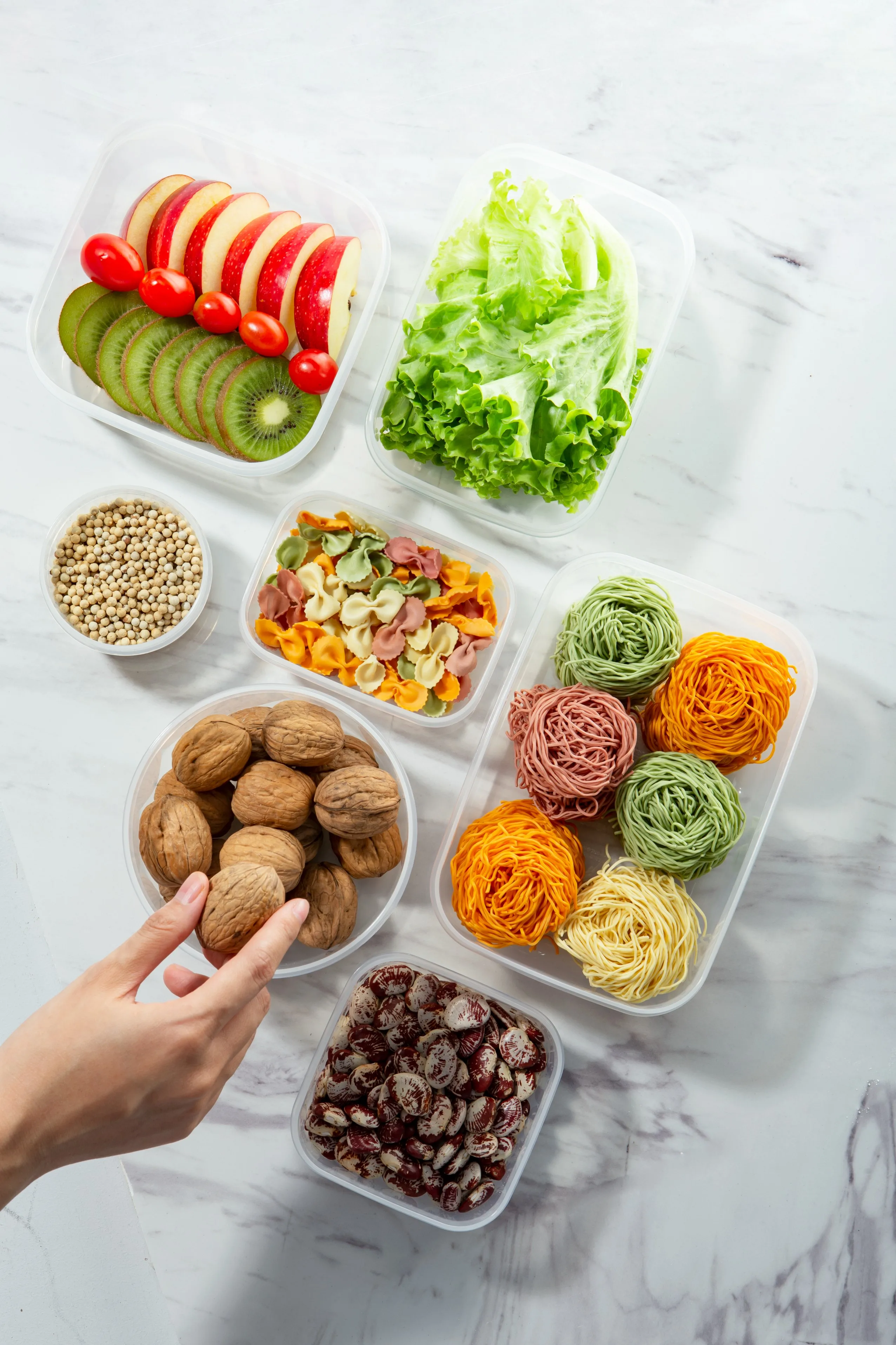Best price Hokkaido square food storage container box 2500ml PP plastic odorless colorless temperature resistant preserve food
