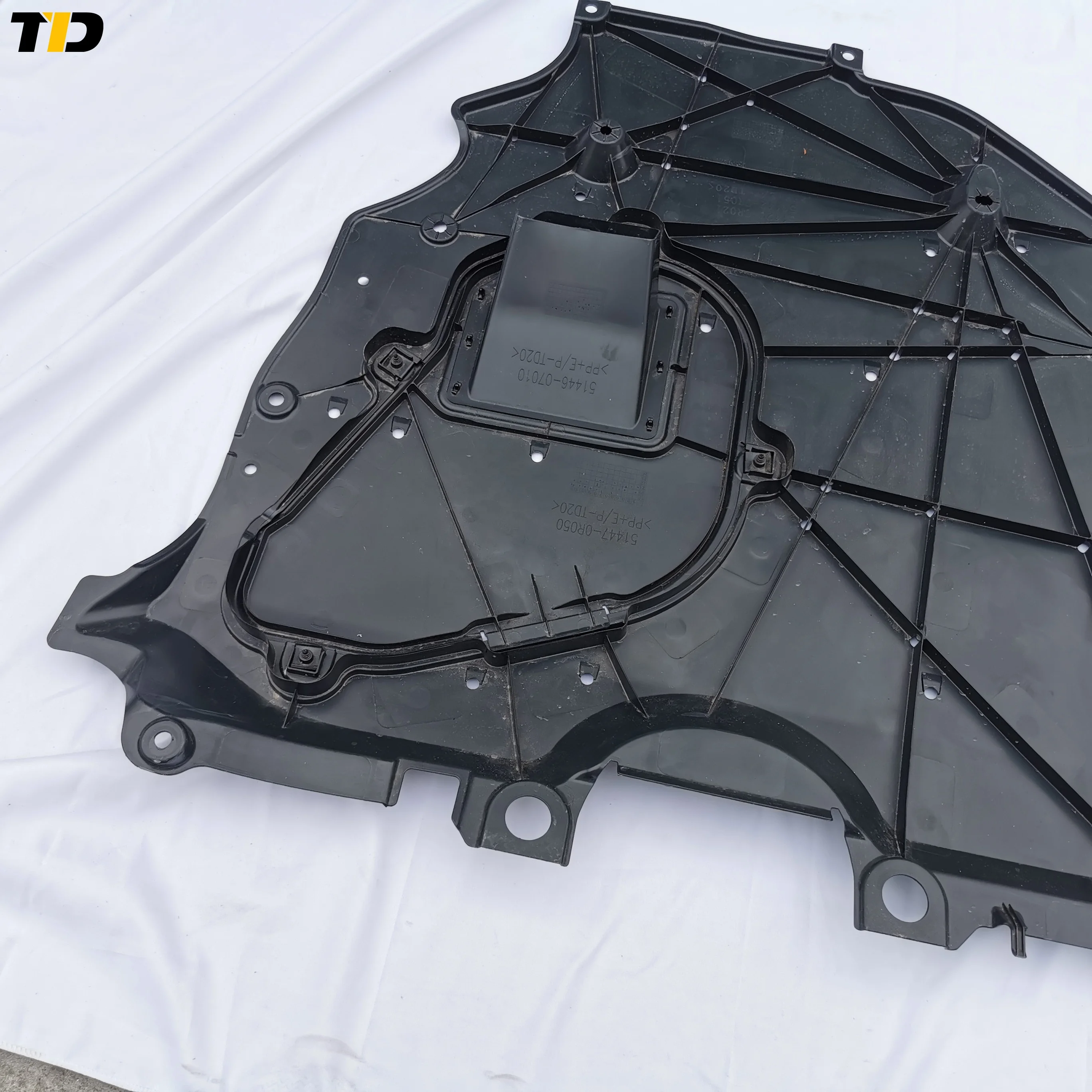 51420-42010 Radiator Support Splash Shield for Toyota RAV4 51420-42020 51420-42030