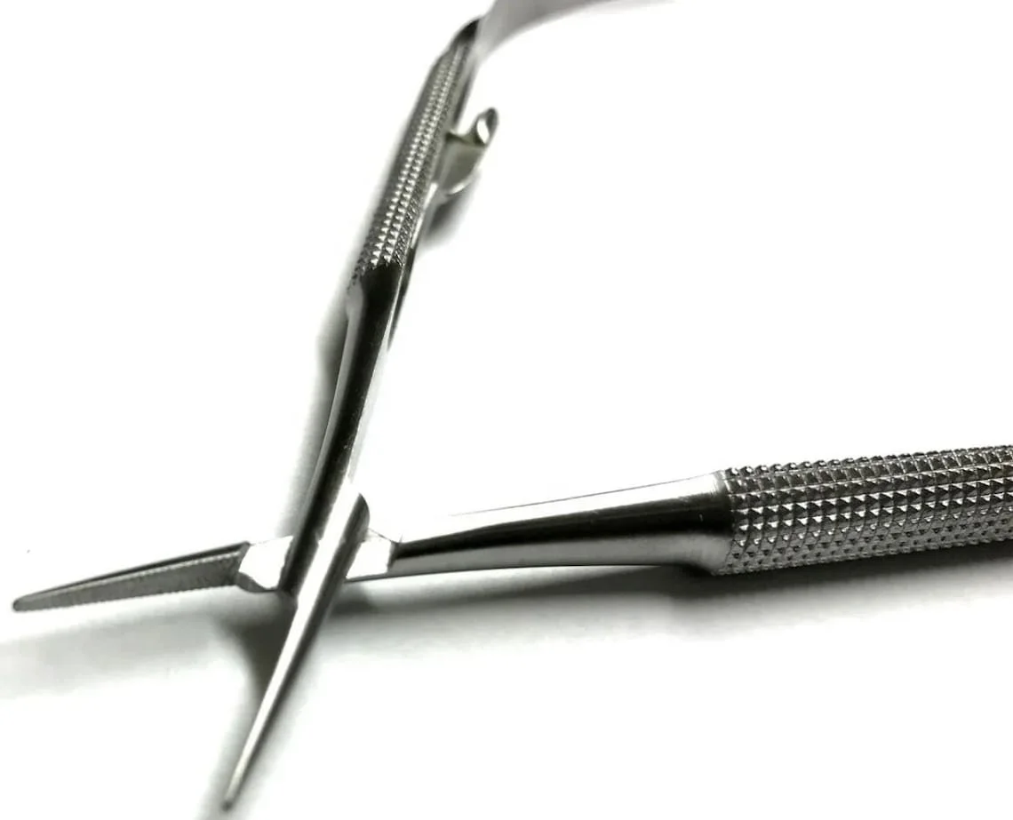 14 CM Castroviejo Micro Needle Holder, Straight with Lock & Tungsten Carbide Tips - Surgical Precision Tool