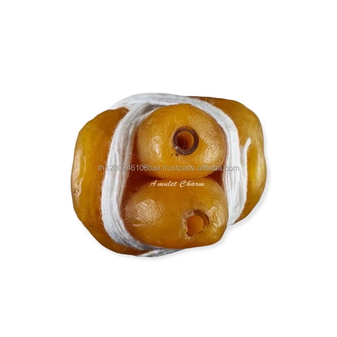 The doll tied the couple and cut off the adultery ancient thai amulets It is popular in asia