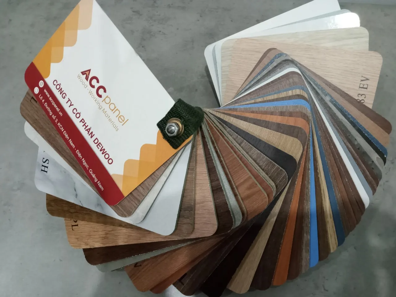 Plywood Board for furniture 9mm 18mm Modern Design White Melamine MDF E0/E1/E2 for Furniture in Southeast Asia Made of Wood