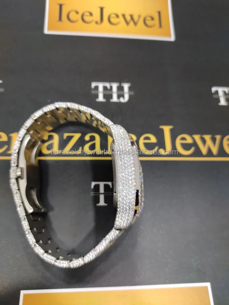 Premium Grade Quality Moissanite Iced Out Luxury Style Stainless Steel Wrist Watches Indian Wholesaler Exporters Low Prices